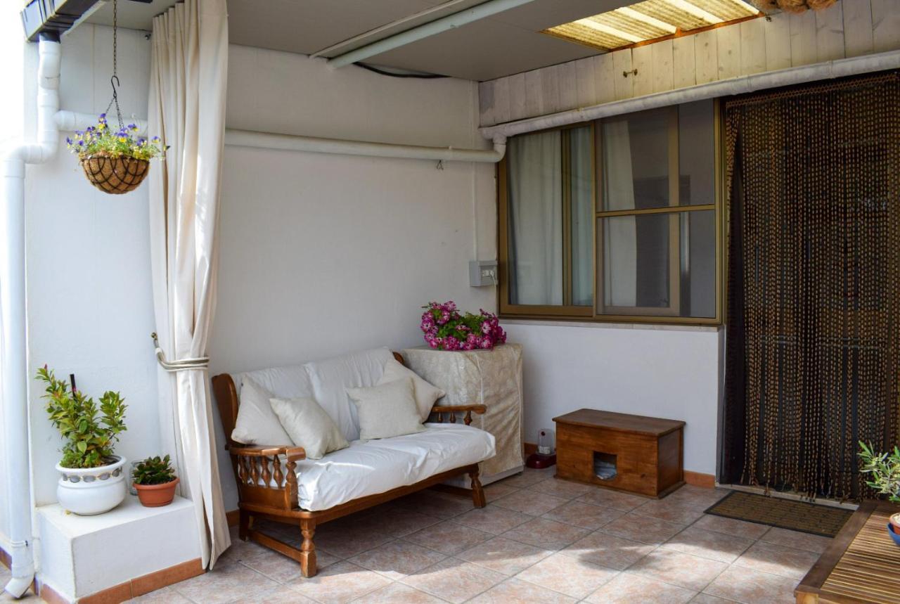 La Casa Del Carrubo Villa Cagliari Luaran gambar